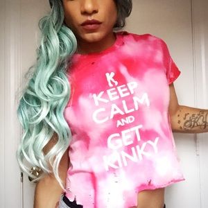 ‘Keep Calm’ Kinky Boots Crop Top T-…